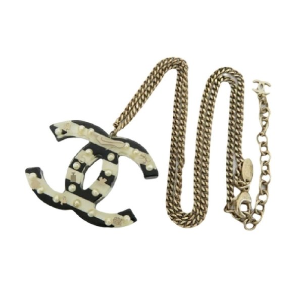 CHANEL Jewelry - AUTH CHANEL CC LOGO STRIPED PENDANT NECKLACE